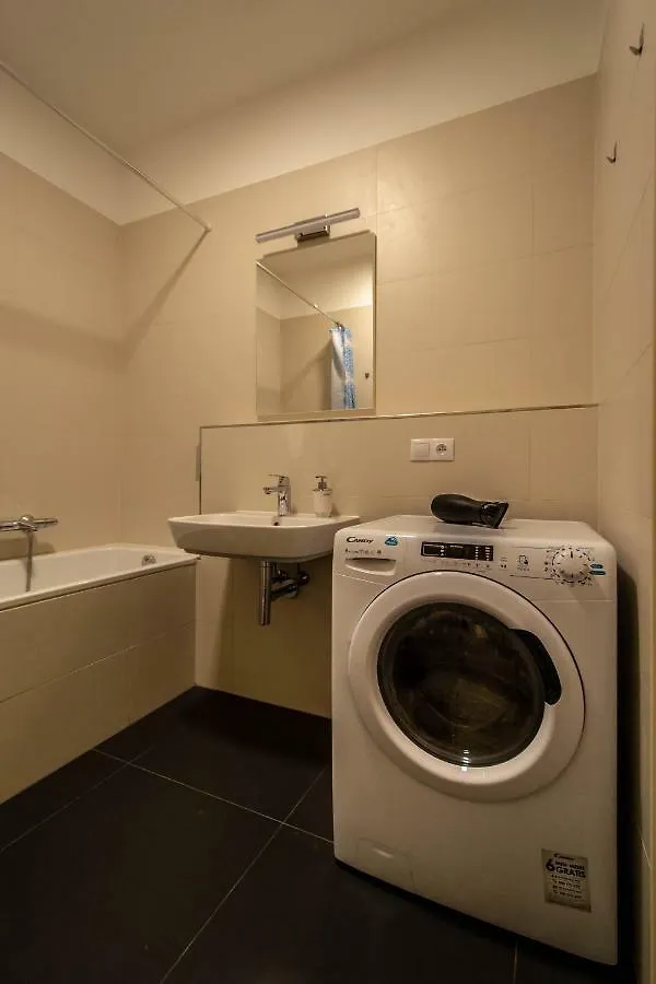 Design 3Bdr Apartment In Residence, Free Parking Praha 0*,